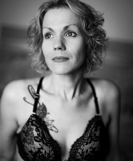 ck lightart sexy actress picture