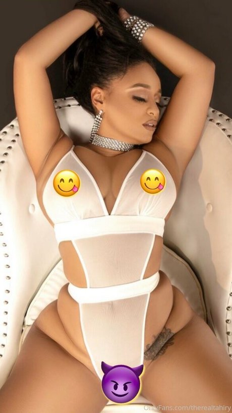 therealtahiry model nice gallery