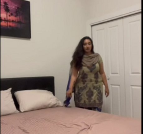 iamrakhi nudes actress pictures