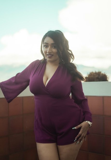 iamrakhi star free photos