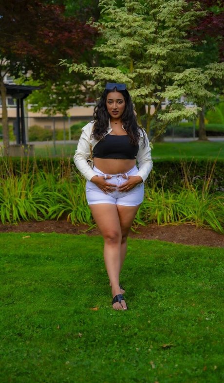 iamrakhi star naked pics