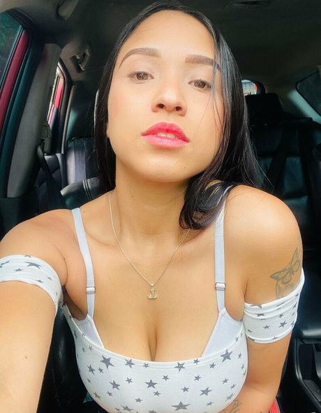 sarahlopez1 model naked photos