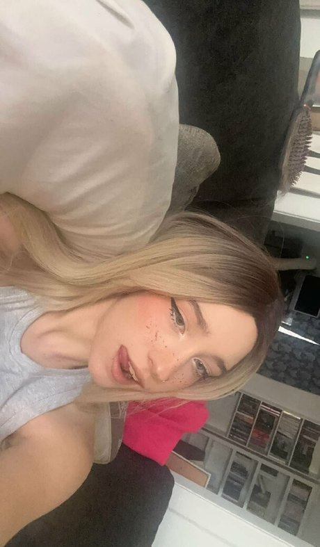 books withari high quality pornstar image