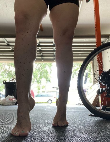 itsmacycartel model adult photos