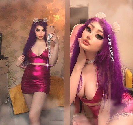 DeannaDarby model nude images