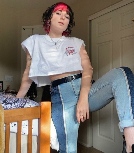 Rooster Teeth pretty star img