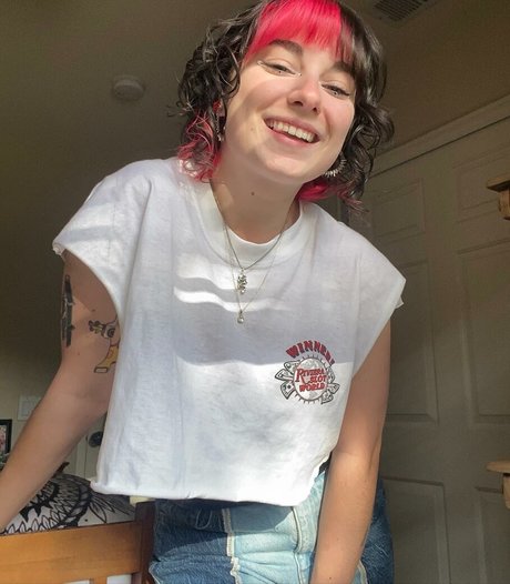 Rooster Teeth pornstar high quality pics