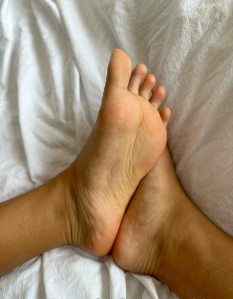 lexialonso nude model pic