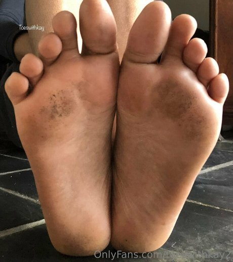 toeswithkay2 porn model images