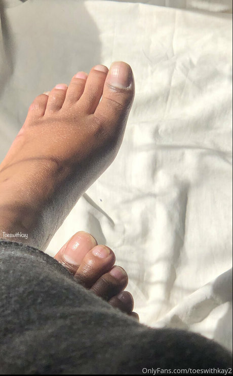 toeswithkay2 model erotic images
