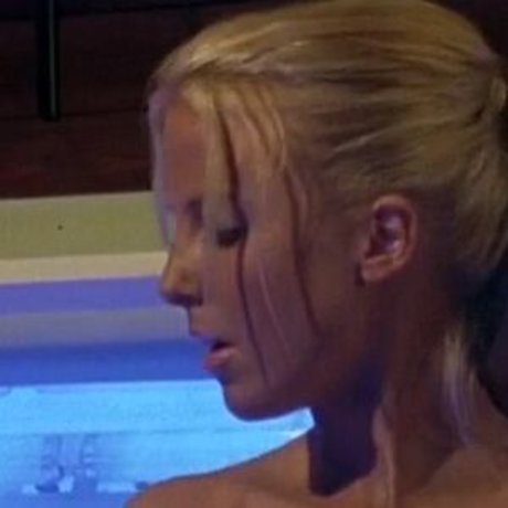 Chelan Simmons best star picture