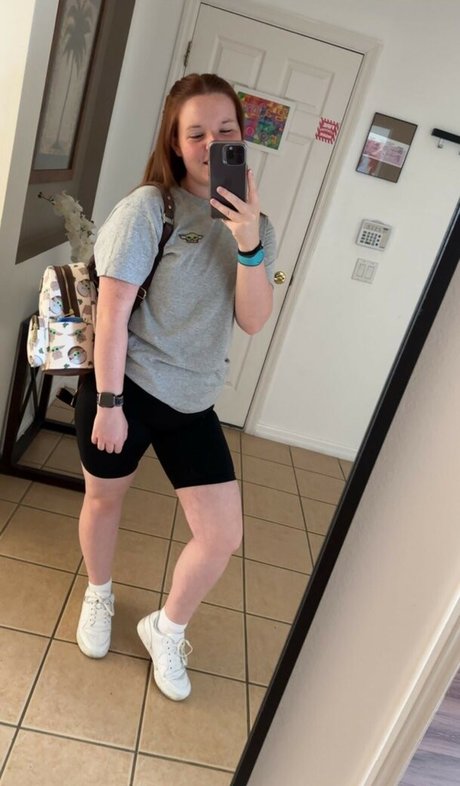 bekaaahhh naked model image