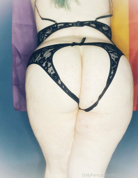 thicc n spooky xxx actress archive