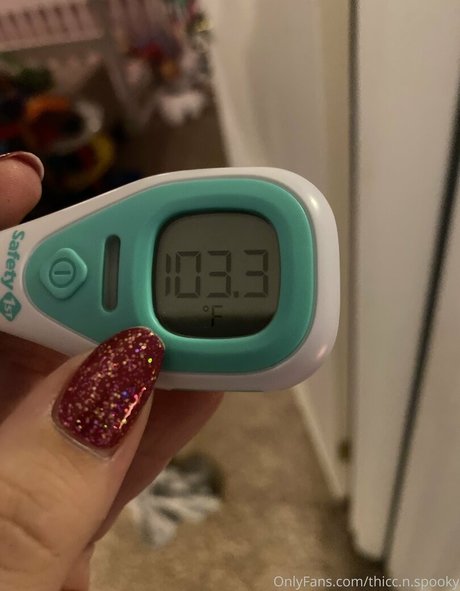 thicc n spooky hot star archive