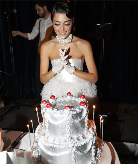 Hande Ercel sex model archive