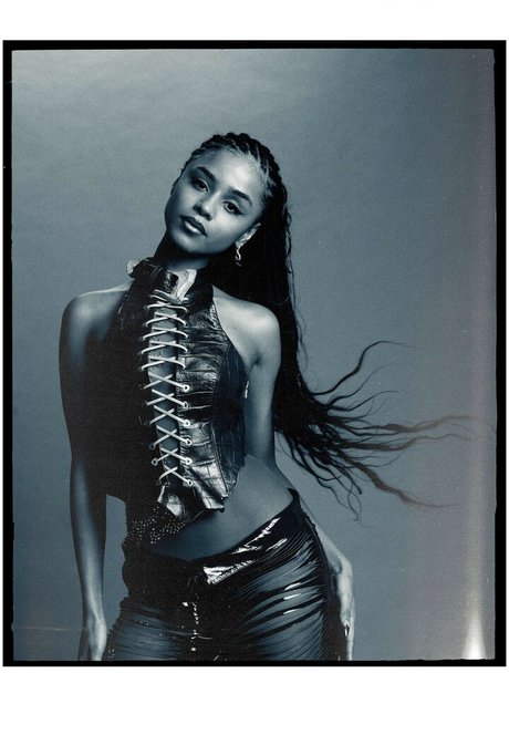 Tyla nude actress pics