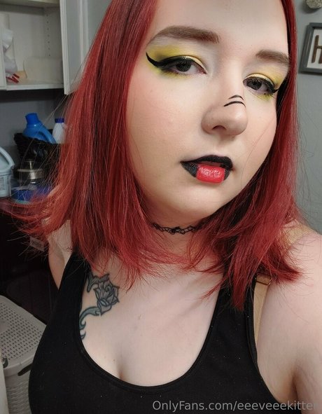 eeeveeekitten star image