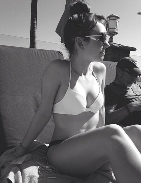 Holly Taylor pornstar nice pics