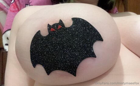 mistymaeefox nude pornstar images