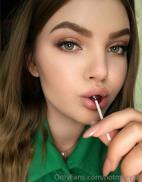 hotmary18 top star photo