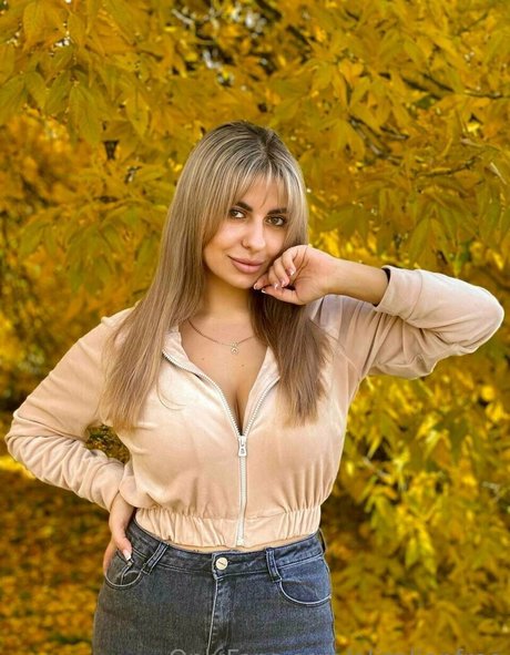 candyadria free model images