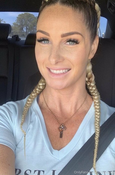 kristarayne model top photos