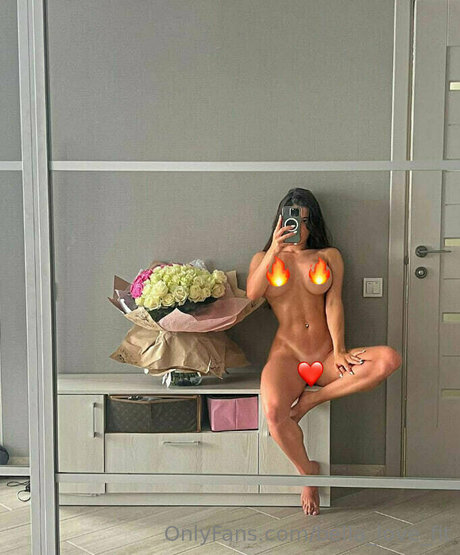 bella love fit best star image