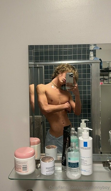 okayjohnnyboy nice star img