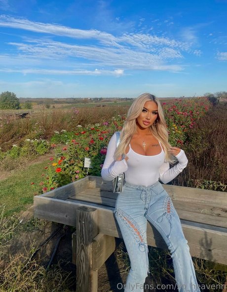 Heaven Brat star sex pictures