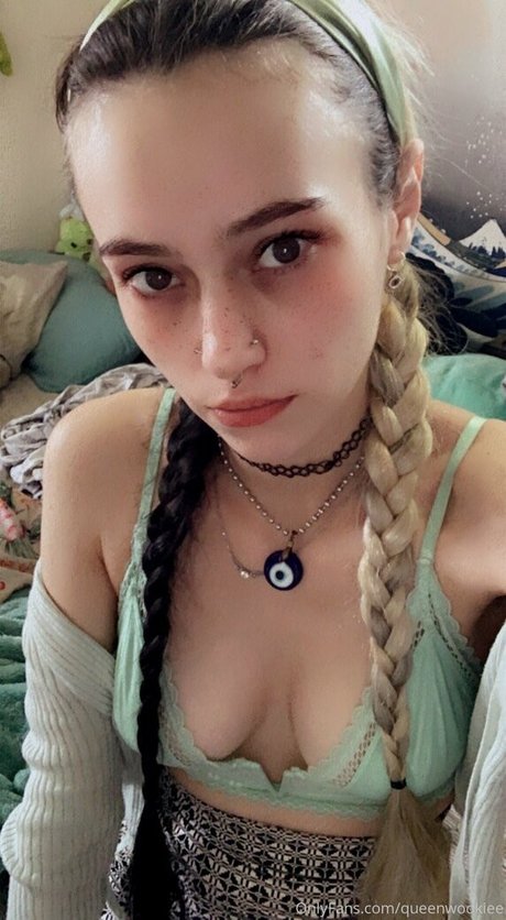 queenwookiee erotic pornstar archive