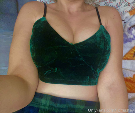 tomastevi pretty actress archive