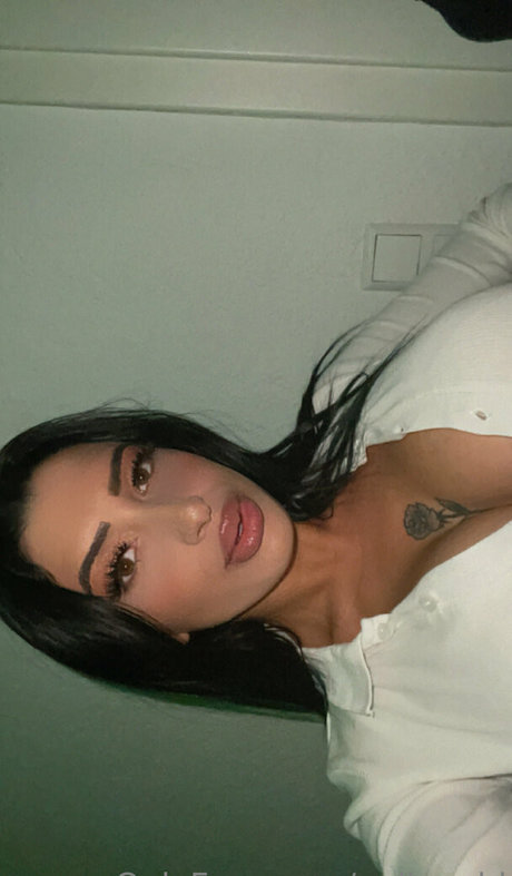 neliagold model nude gallery