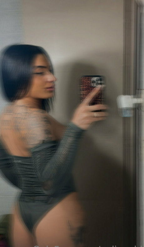 neliagold model nudes img