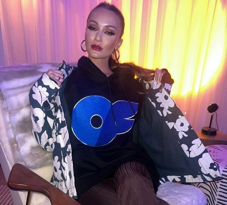 lillyslibrary pornstar beautiful photos