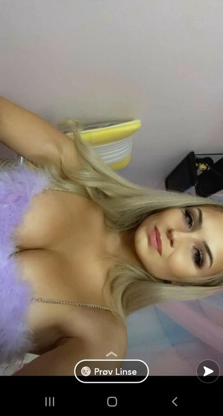 Synnetsol nude actress galleries