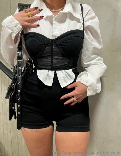 jessicarabbitrose erotic actress galleries