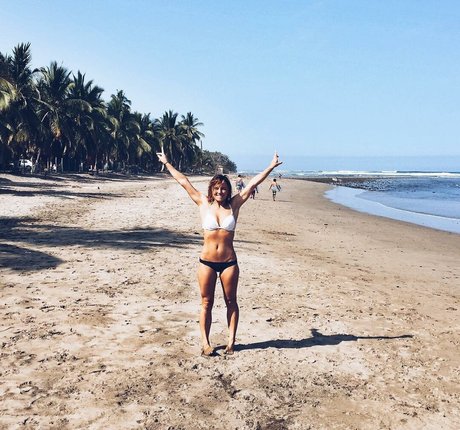 Briana Evigan star erotic picture