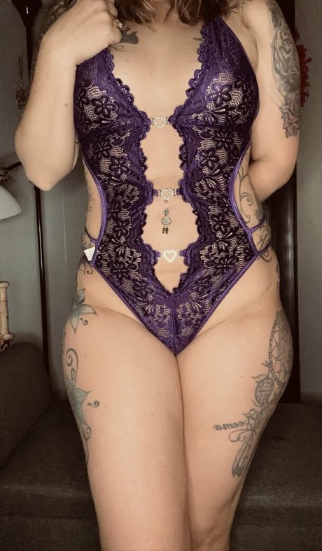 pillowprncss5984 pornstar adult photo