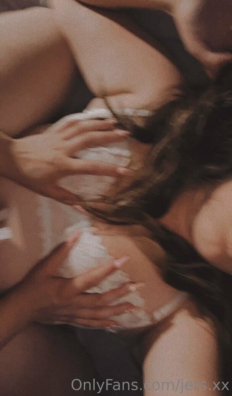 trashlynn19 model nude photo