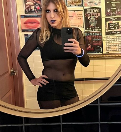 noctiflora nude pornstar image