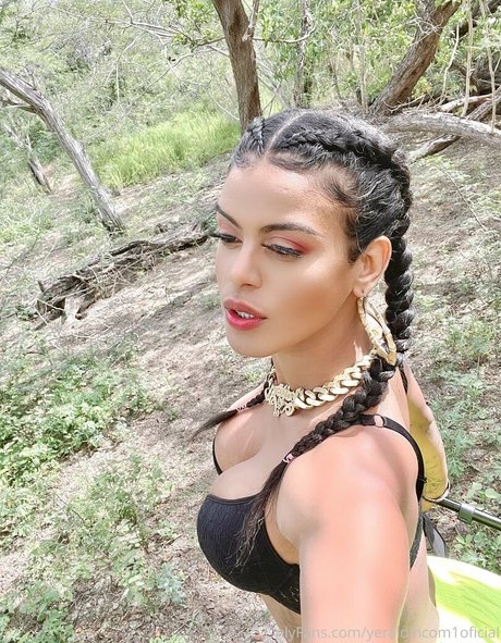 yeraldincom1oficial star nude pic