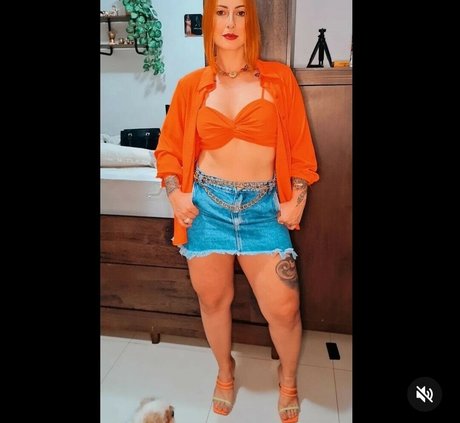 Geizarodrigues nude pornstar image