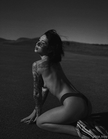 polina molly model beautiful photos