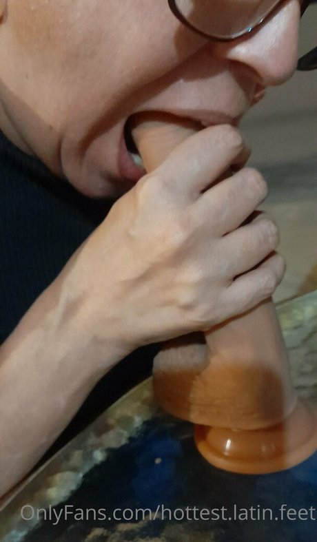 hottest latin beautiful star pics