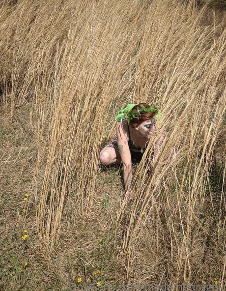 madamedragnir model hd photo