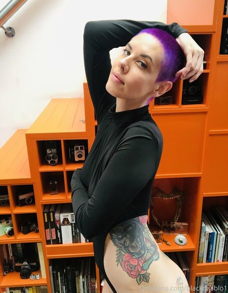 blackdiiablo sex model gallery