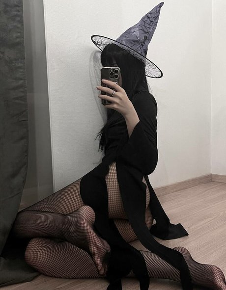 beexfia adult model archive