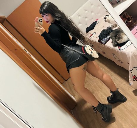 Nicole Melchiori nude pornstar img