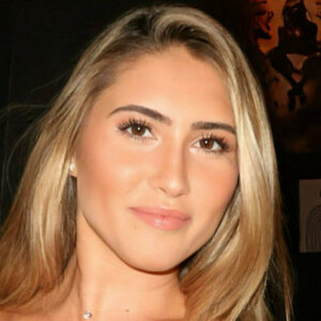 miameetsworld model porn photos