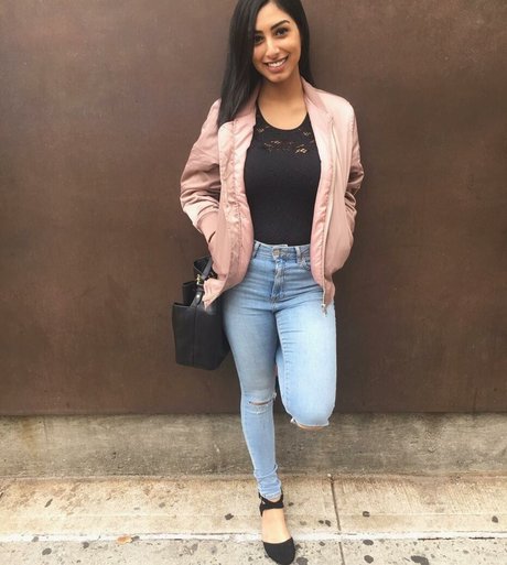 Sasha Kalra perfect star gallery